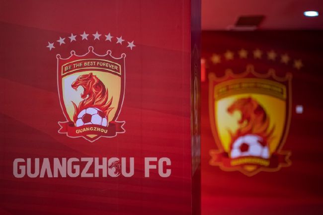 林赛被送往洛杉矶医院，现正在急救病房接受治疗。